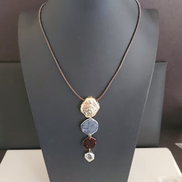 Chico's Gold Silver Copper Hammered Circle Disc Pendant Brown Leather Necklace - Picture 1 of 7